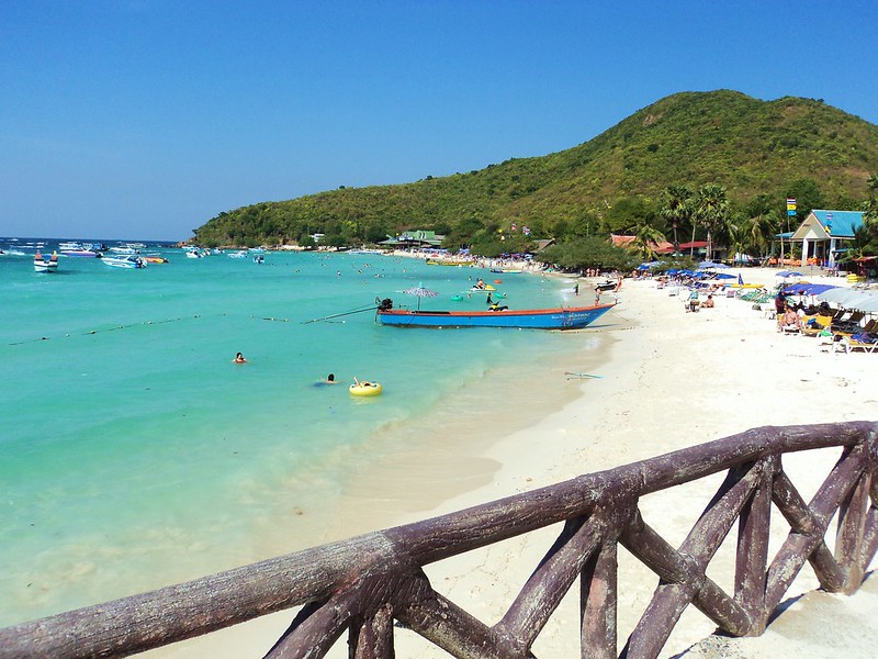 Koh Larn – rajska wyspa niedaleko Pattaya i Bangkoku. Jak dojechać, ceny, plaże 7