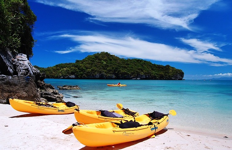 **Ang Thong Marine Park – jak zaplanować wycieczkę do tropikalnego raju?** Ang Thong Marine Park – jak zaplanować wycieczkę do tropikalnego raju? 5