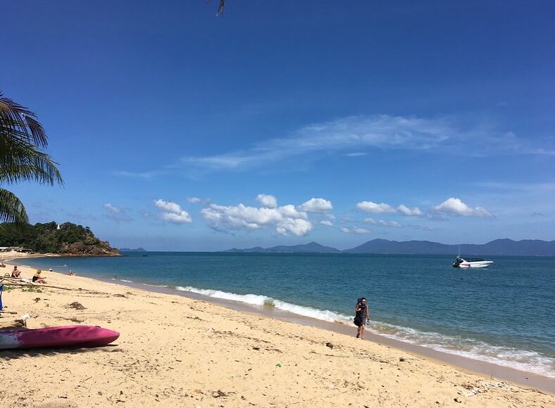 Plaża Maenam Beach – spokojna strona Koh Samui 6