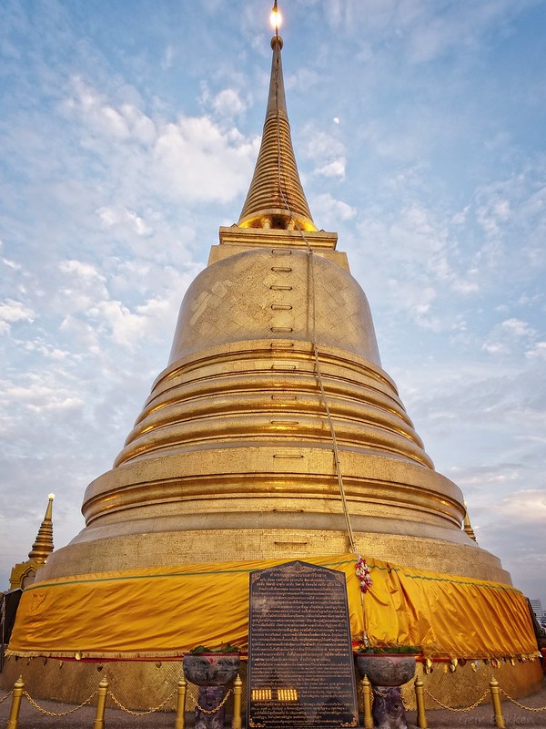 Świątynia Wat Saket w Bangkoku 4
