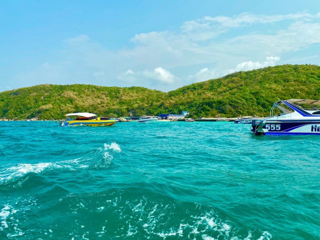 Koh Larn – rajska wyspa niedaleko Pattaya i Bangkoku. Jak dojechać, ceny, plaże 15