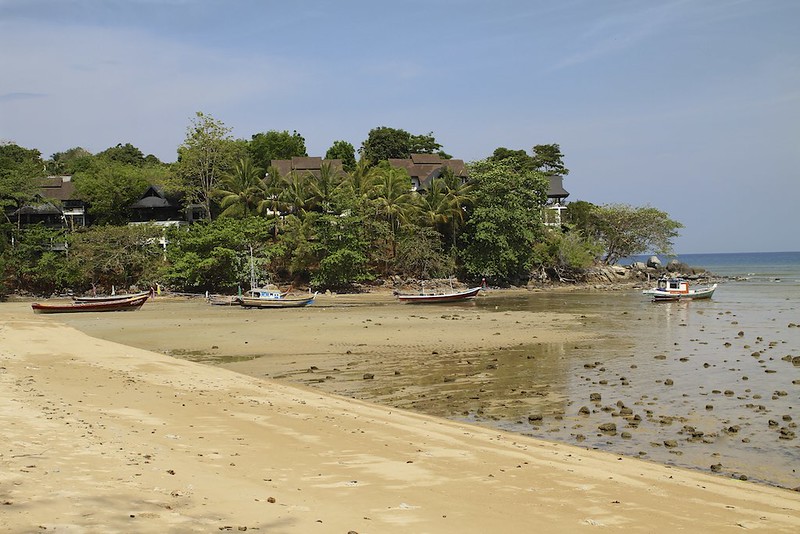 Kamala Beach - co robić, gdzie spać i co zobaczyć na jednej z najspokojniejszych plaż Phuket 8