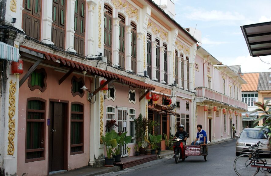 **Phuket Town – największe atrakcje stolicy wyspy Phuket** Phuket Town – największe atrakcje stolicy wyspy Phuket 4