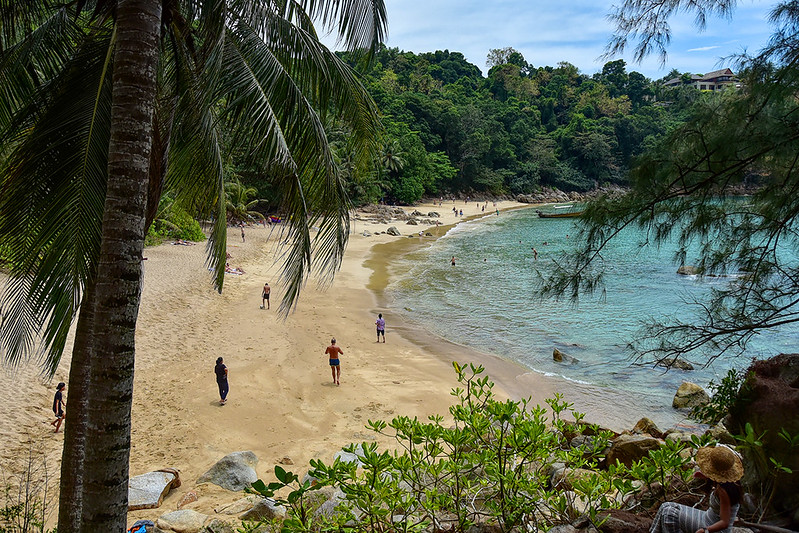 Phuket bez tłumów – jak zwiedzać wyspę mądrze, spokojnie i z przyjemnością 🏝️ 4