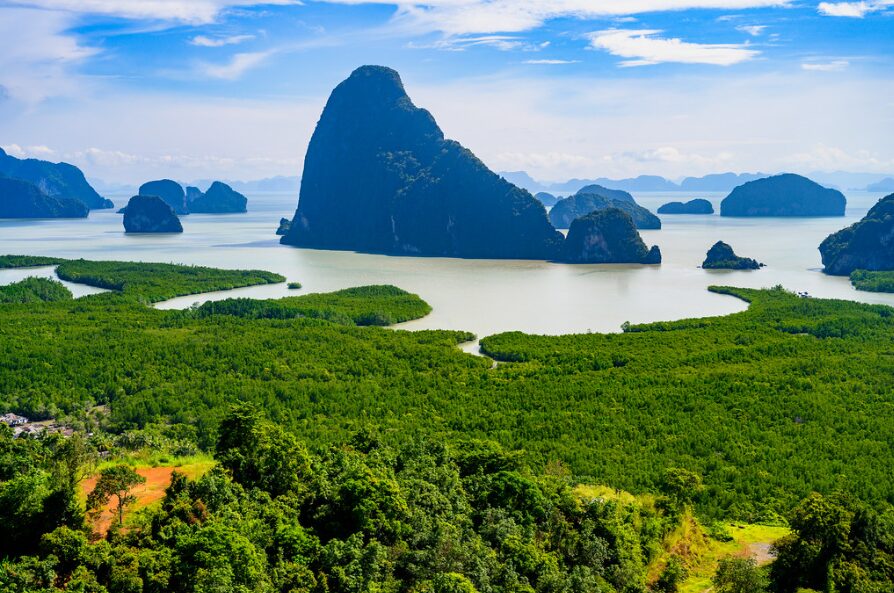 Phuket bez tłumów – jak zwiedzać wyspę mądrze, spokojnie i z przyjemnością 🏝️ 11