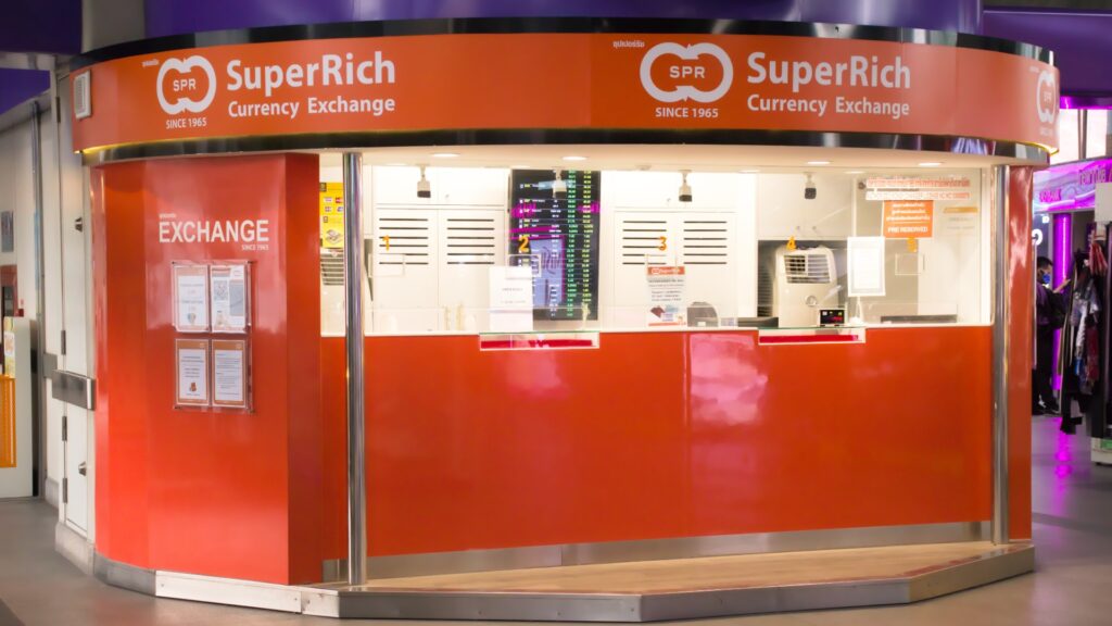 Waluta Tajlandii. Jaką Zabrać, płatości w Tajlandii, polecane karty i kantory 5