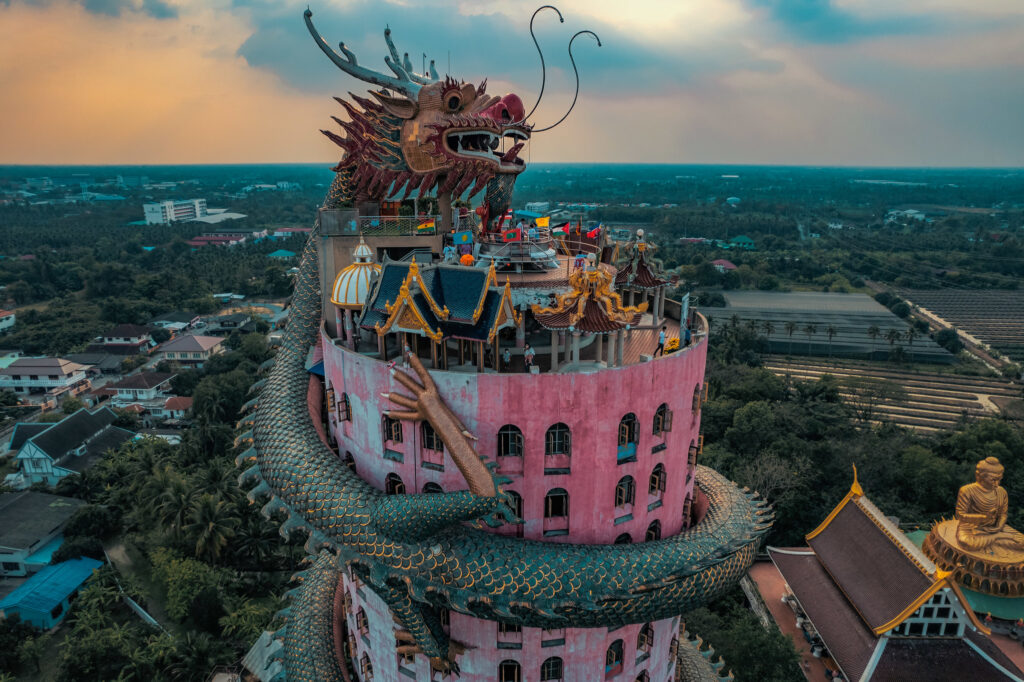 Wat Samphran – świątynia smoka, jakiej nie zobaczysz nigdzie indziej
