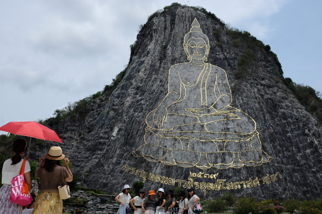 Khao Chi Chan – Wzgórze Buddy koło Pattaya