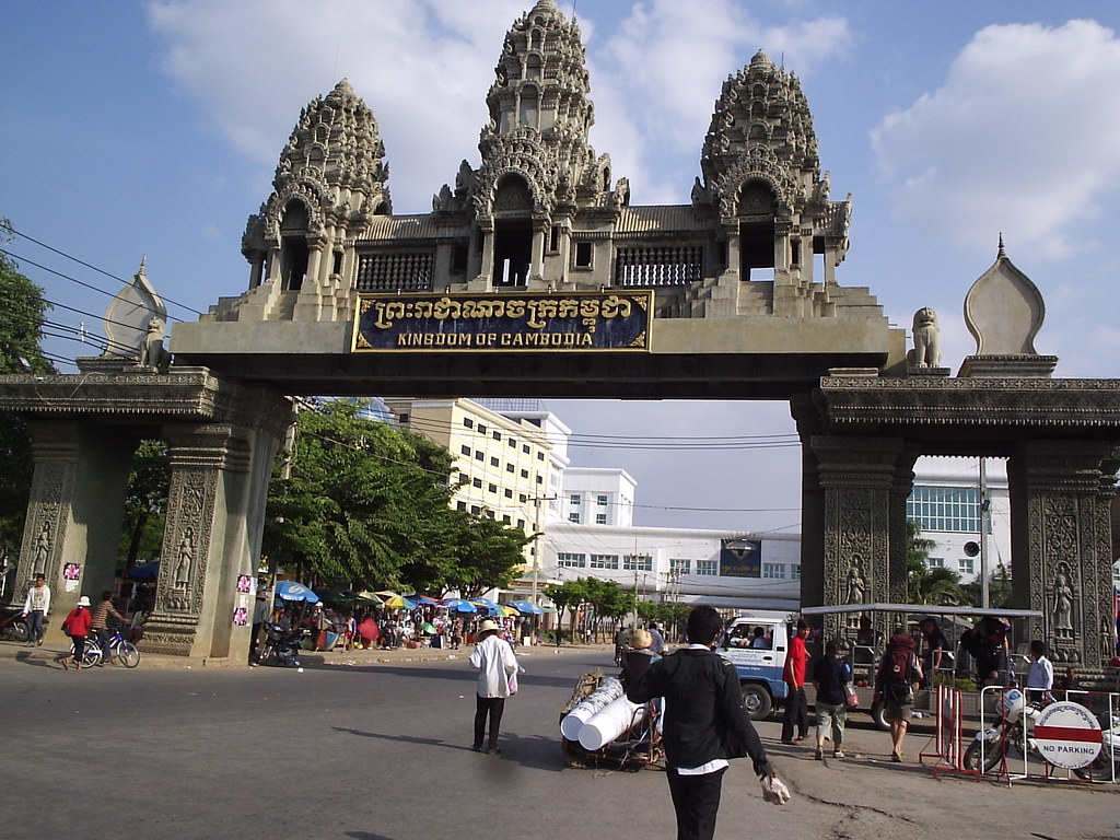 Ostrzeżenie podróżnicze: Czasowe zamknięcie przejść granicznych i atrakcji turystycznych przy granicy Tajlandii z Kambodżą
