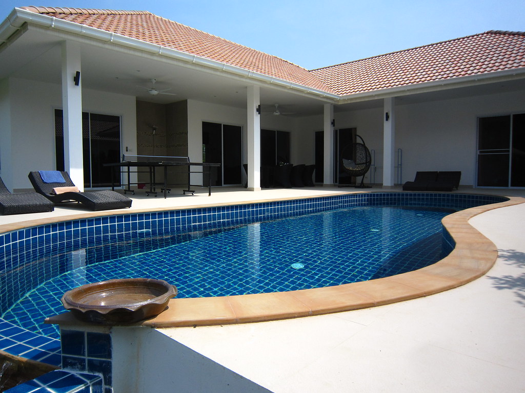 Luksusowe wille na Koh Samui pod lupą służb